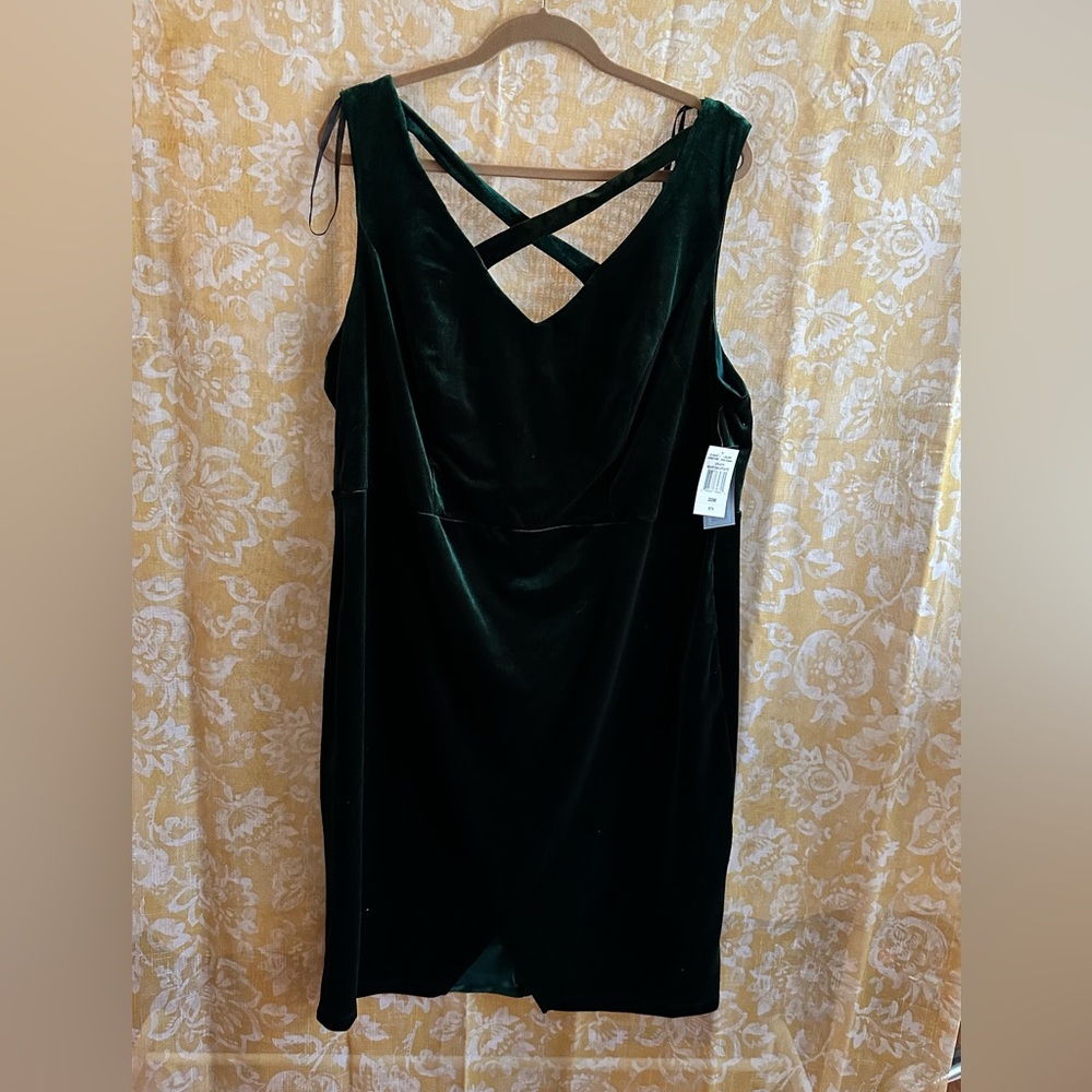 Stretch velvet cocktail dress